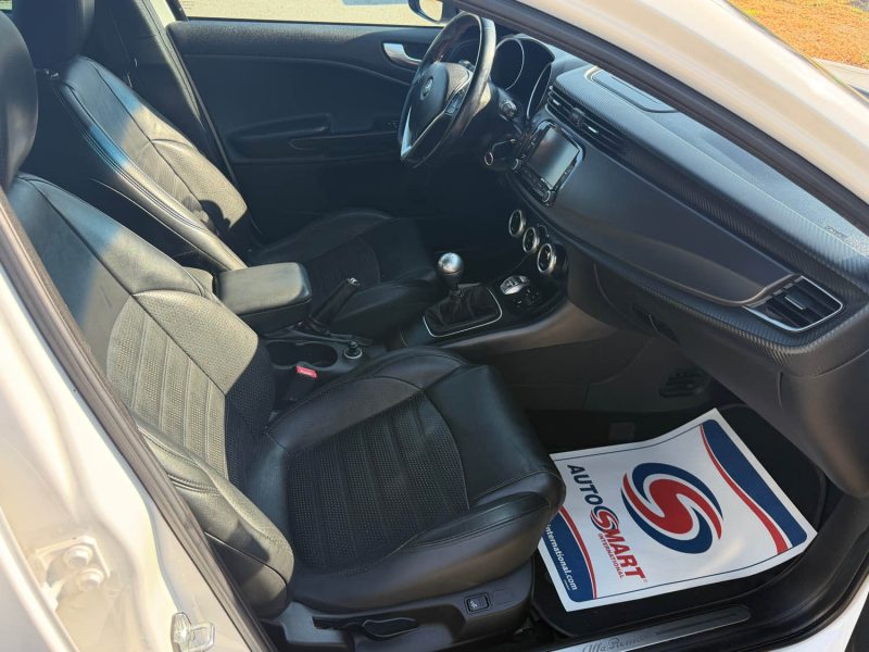Alfa Romeo Giulietta Serie 2 2.0 JTDM 150ch Lusso – Gps – Clim – Révisée & garantie 6 mois