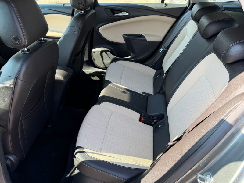 Opel Astra Sports Tourer 1.6 CDTI 136ch Innovation - Clim - Attelage - Révisée & garantie 6 mois 