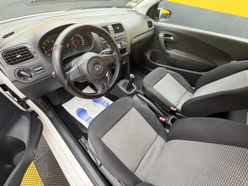 VW POLO V  1.2 70 CH TRENDLINE 