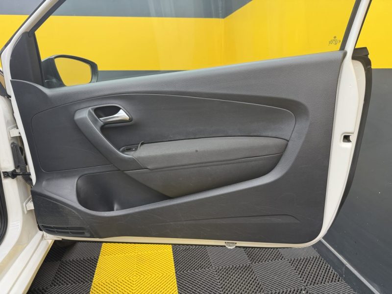 VW POLO V  1.2 70 CH TRENDLINE 