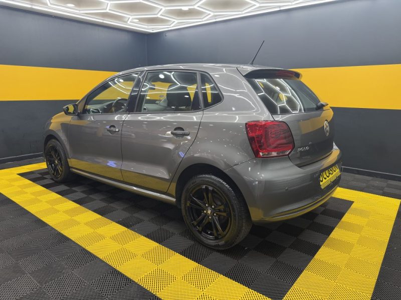 VOLKSWAGEN POLO 1.2 70 CONFORTLINE 