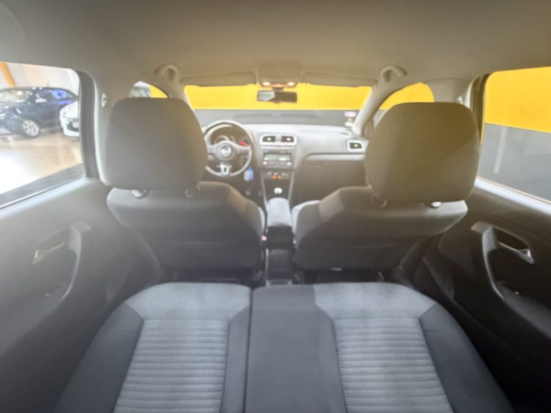 VOLKSWAGEN POLO 1.2 70 CONFORTLINE 