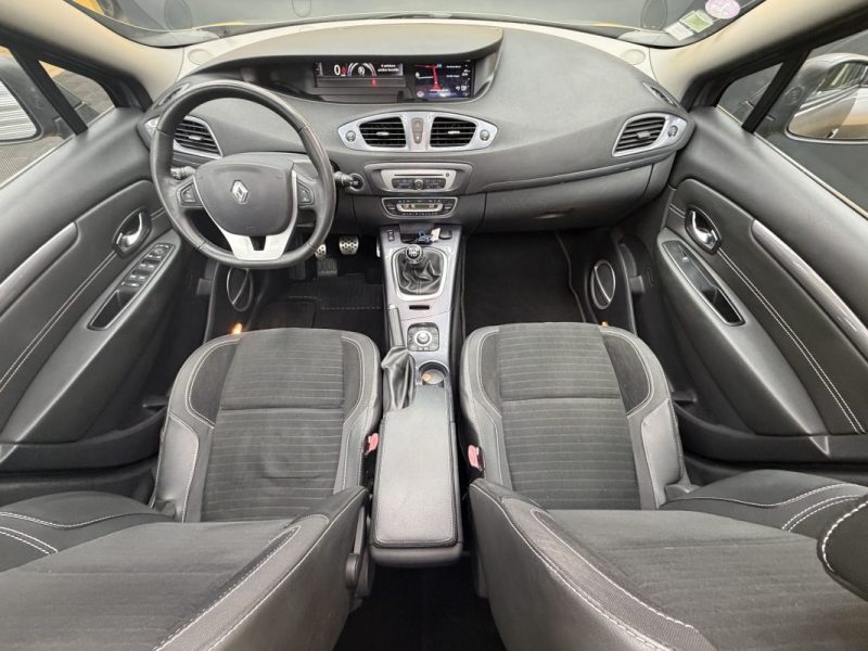 RENAULT SCENICIII XMOD 1.2 TCE 130 BOSE 