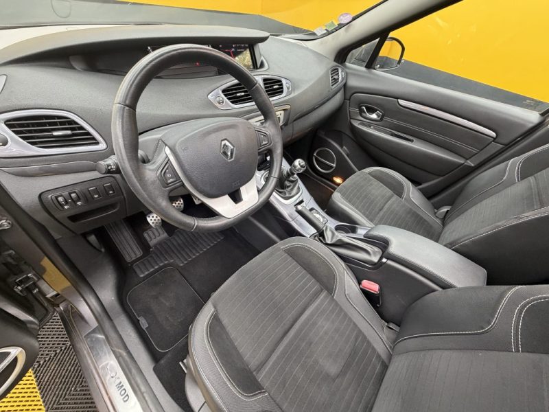 RENAULT SCENICIII XMOD 1.2 TCE 130 BOSE 