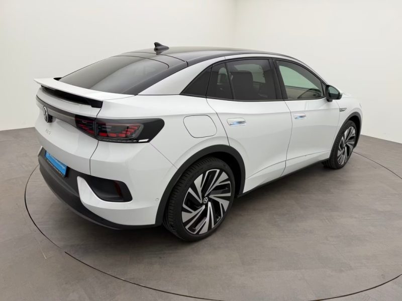 VOLKSWAGEN ID.5 PRO 77 KWH – MATRIX LED – CAMÉRA 360° – ATTELAGE – HUD 2022