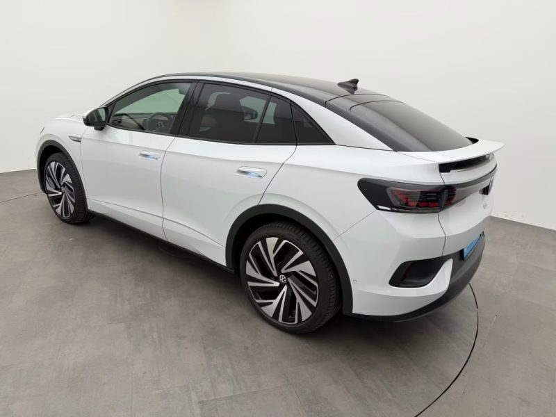 VOLKSWAGEN ID.5 PRO 77 KWH – MATRIX LED – CAMÉRA 360° – ATTELAGE – HUD 2022