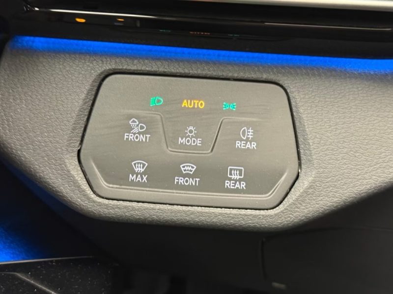 VOLKSWAGEN ID.5 PRO 77 KWH – MATRIX LED – CAMÉRA 360° – ATTELAGE – HUD 2022