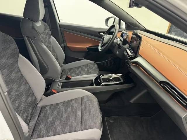 VOLKSWAGEN ID.5 PRO 77 KWH – MATRIX LED – CAMÉRA 360° – ATTELAGE – HUD 2022