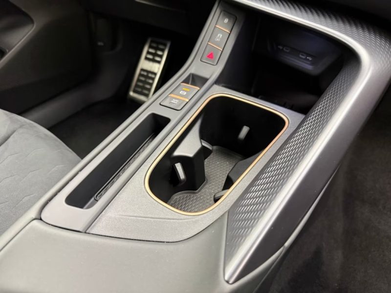 CUPRA TERRAMAR 1.5 EHYBRID DSG 204 CH – TOIT OUVRANT – AFFICHAGE TÊTE HAUTE – ATTELAGE PRÉPARÉ 2025