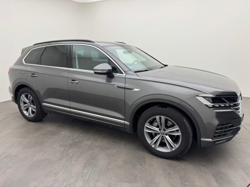 VOLKSWAGEN TOUAREG TDI 4MOTION ELEGANCE – SUSPENSION PNEUMATIQUE – IQ.LIGHT MATRIX – ATTELAGE 2023