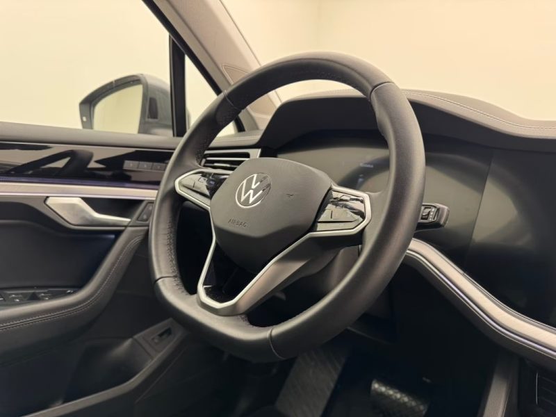 VOLKSWAGEN TOUAREG TDI 4MOTION ELEGANCE – SUSPENSION PNEUMATIQUE – IQ.LIGHT MATRIX – ATTELAGE 2023