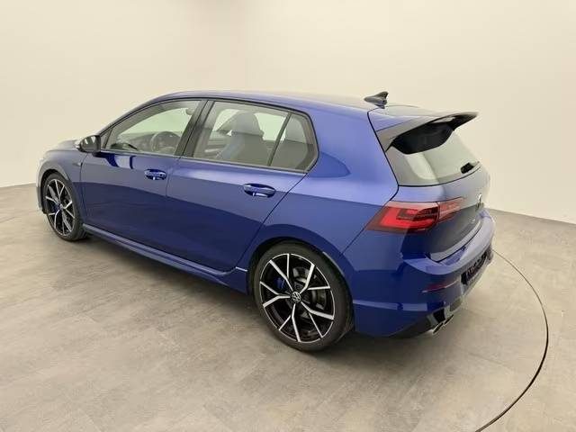 VOLKSWAGEN GOLF 8 R DSG 4MOTION – PACK PERFORMANCE – DCC – IQ.LIGHT MATRIX 2021
