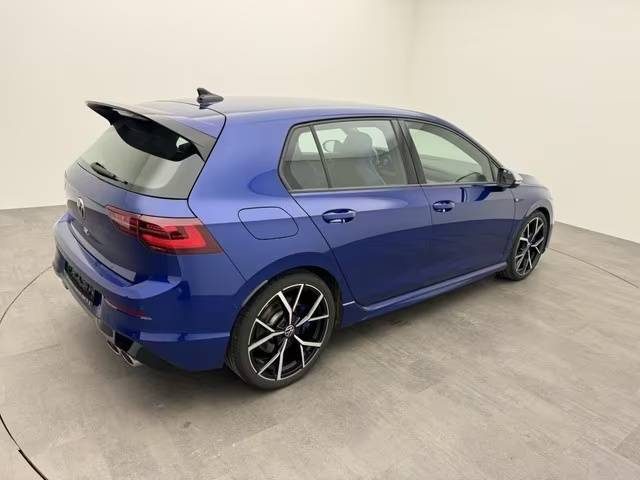 VOLKSWAGEN GOLF 8 R DSG 4MOTION – PACK PERFORMANCE – DCC – IQ.LIGHT MATRIX 2021