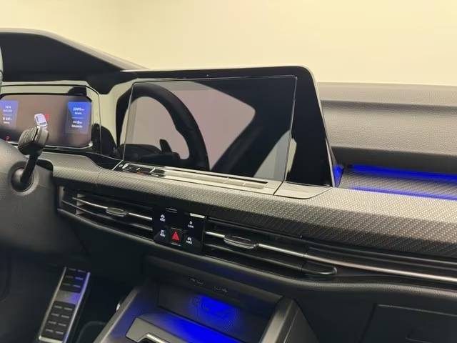 VOLKSWAGEN GOLF 8 R DSG 4MOTION – PACK PERFORMANCE – DCC – IQ.LIGHT MATRIX 2021