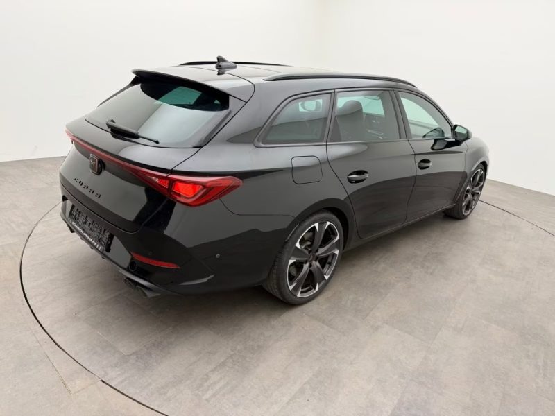 CUPRA LEON SPORTSTOURER VZ 2.0 TSI DSG 4DRIVE – PANO – PACK CUIR – DCC 2023