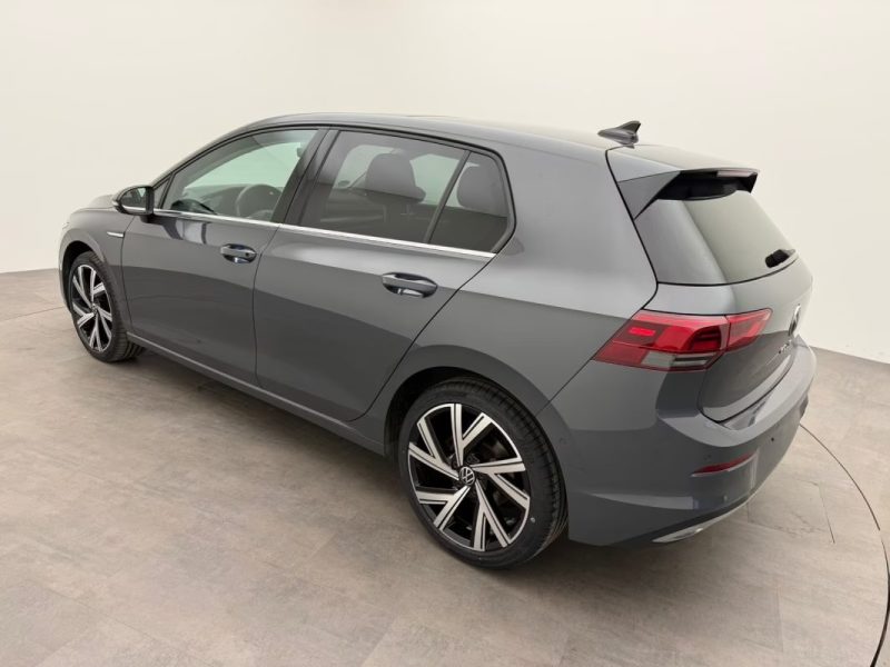 VOLKSWAGEN GOLF 8 2.0 TDI DSG STYLE – PANO – NAVIGATION – AFFICHAGE TÊTE HAUTE 2022