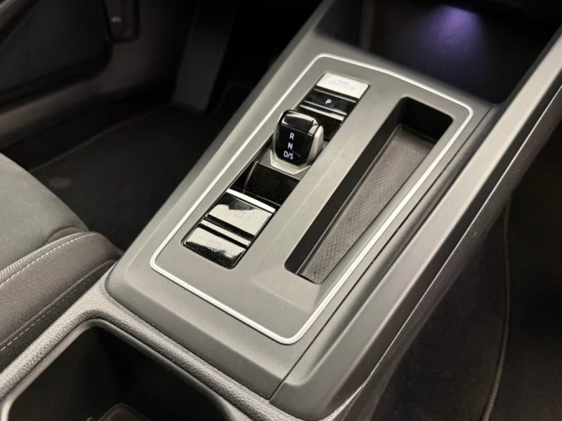 VOLKSWAGEN GOLF 8 2.0 TDI DSG STYLE – PANO – NAVIGATION – AFFICHAGE TÊTE HAUTE 2022