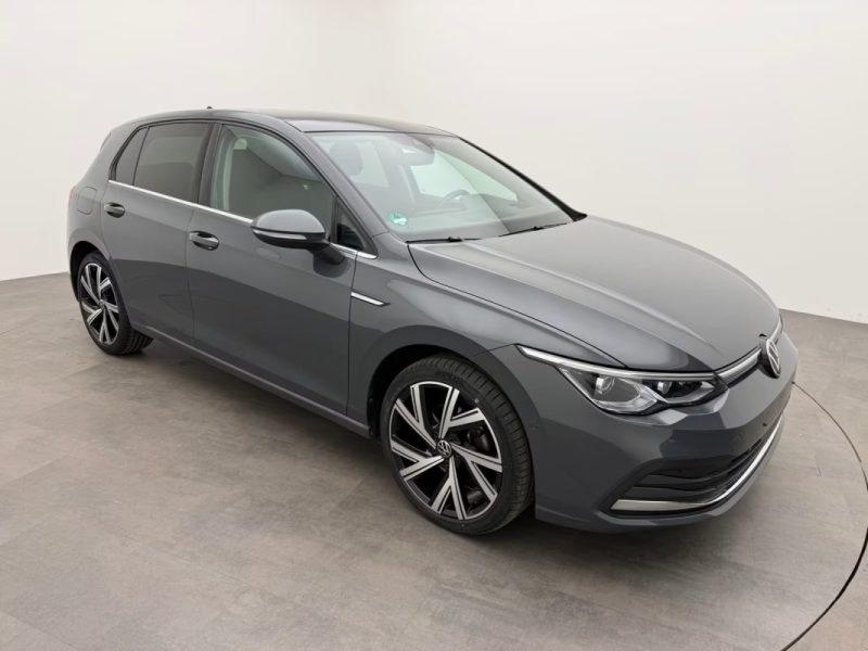 VOLKSWAGEN GOLF 8 2.0 TDI DSG STYLE – PANO – NAVIGATION – AFFICHAGE TÊTE HAUTE 2022