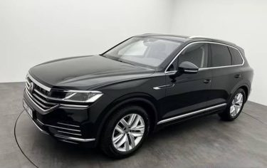 VOLKSWAGEN TOUAREG 3.0 V6 TDI 4MOTION AMBIANCE – SUSPENSION PNEUMATIQUE – CUIR – ATTELAGE – PANO – 4M 2021