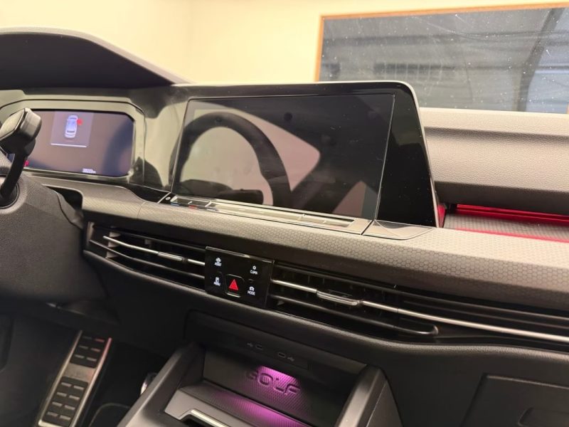VOLKSWAGEN GOLF GTI CLUBSPORT TSI DSG – PANO – HARMAN KARDON – AFFICHAGE TÊTE HAUTE – JANTES 19\" 2023