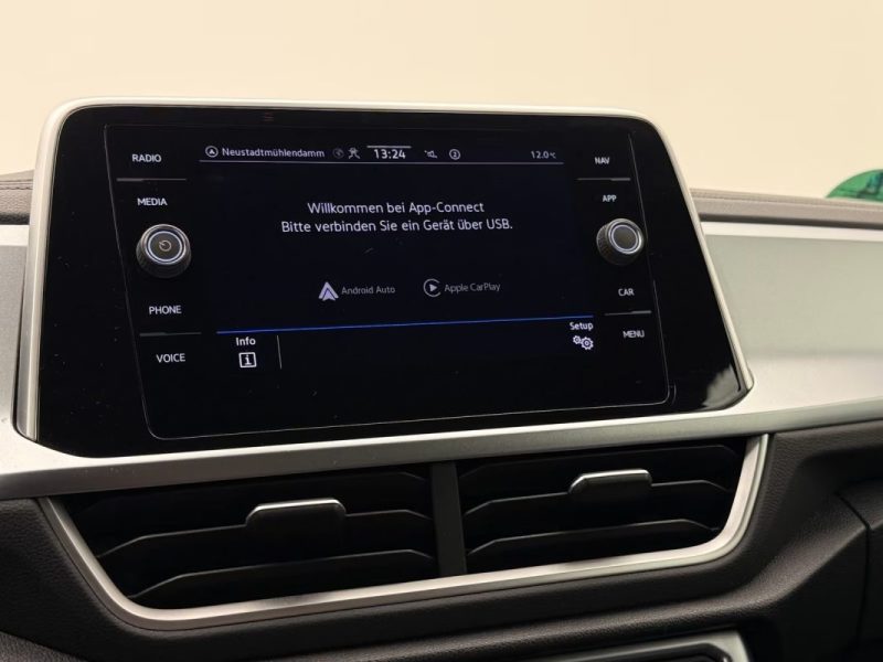 VOLKSWAGEN T-ROC CABRIOLET 1.5 TSI STYLE – CAPOTE ÉLECTRIQUE – DISCOVER MEDIA – COCKPIT PRO – FILET ANTI-REMOUS 2023