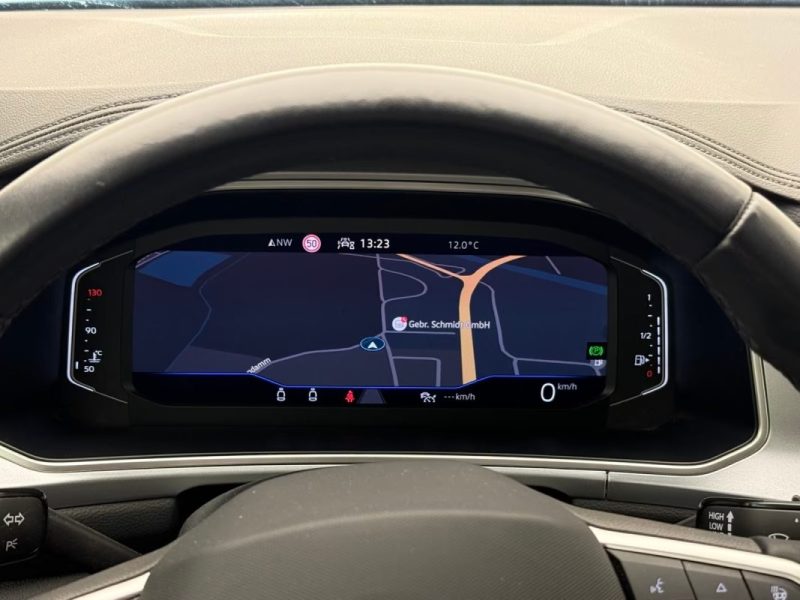 VOLKSWAGEN T-ROC CABRIOLET 1.5 TSI STYLE – CAPOTE ÉLECTRIQUE – DISCOVER MEDIA – COCKPIT PRO – FILET ANTI-REMOUS 2023