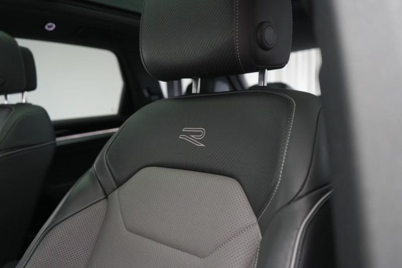 VOLKSWAGEN TOUAREG 3.0 V6 TDI 4MOTION R-LINE – CAMÉRA 360° – PANO – AFFICHAGE TÊTE HAUTE – SIÈGES MASSANTS & VENTILÉS 2022