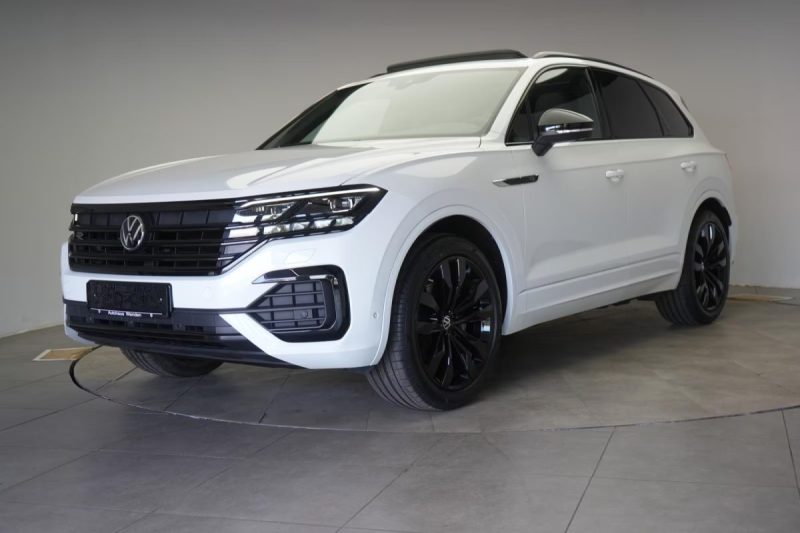 VOLKSWAGEN TOUAREG 3.0 V6 TDI 4MOTION R-LINE – CAMÉRA 360° – PANO – AFFICHAGE TÊTE HAUTE – SIÈGES MASSANTS & VENTILÉS 2022