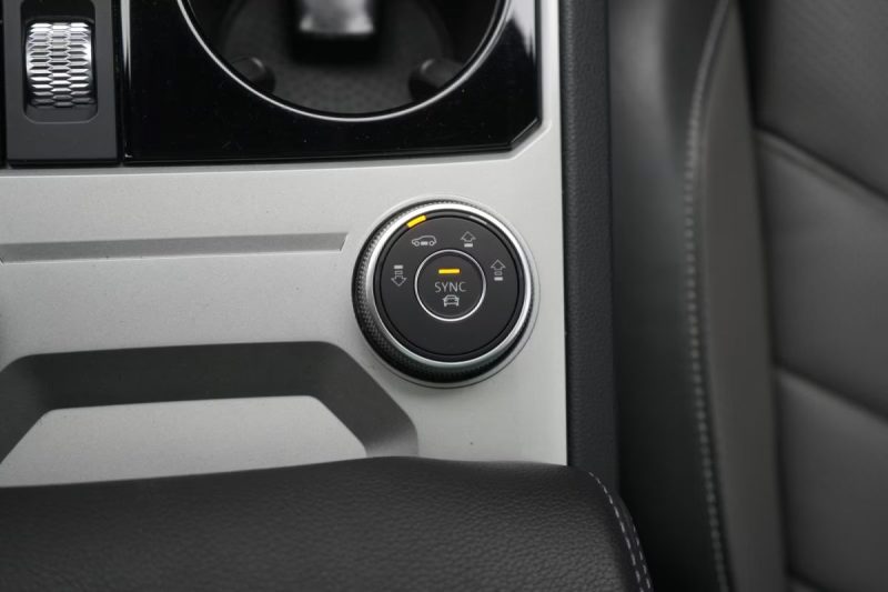 VOLKSWAGEN TOUAREG 3.0 V6 TDI 4MOTION R-LINE – CAMÉRA 360° – PANO – AFFICHAGE TÊTE HAUTE – SIÈGES MASSANTS & VENTILÉS 2022