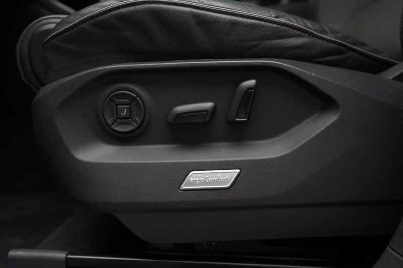 VOLKSWAGEN TOUAREG 3.0 V6 TDI 4MOTION R-LINE – CAMÉRA 360° – PANO – AFFICHAGE TÊTE HAUTE – SIÈGES MASSANTS & VENTILÉS 2022