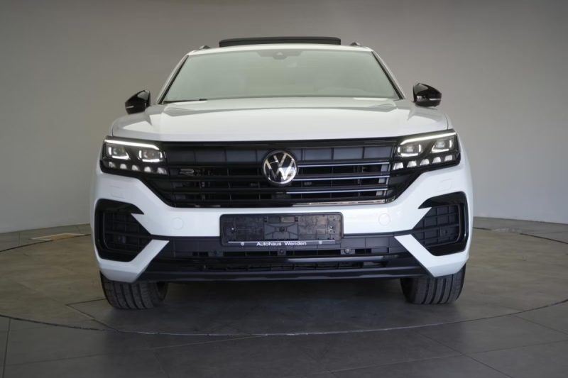 VOLKSWAGEN TOUAREG 3.0 V6 TDI 4MOTION R-LINE – CAMÉRA 360° – PANO – AFFICHAGE TÊTE HAUTE – SIÈGES MASSANTS & VENTILÉS 2022