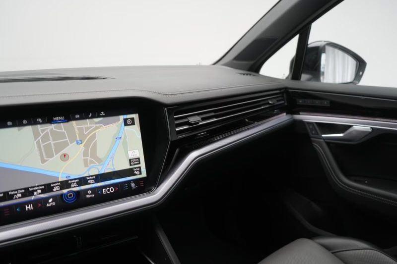 VOLKSWAGEN TOUAREG 3.0 V6 TDI 4MOTION R-LINE – CAMÉRA 360° – PANO – AFFICHAGE TÊTE HAUTE – SIÈGES MASSANTS & VENTILÉS 2022
