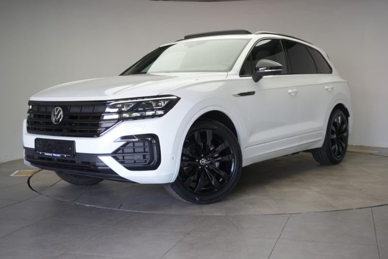 VOLKSWAGEN TOUAREG 3.0 V6 TDI 4MOTION R-LINE – CAMÉRA 360° – PANO – AFFICHAGE TÊTE HAUTE – SIÈGES MASSANTS & VENTILÉS 2022
