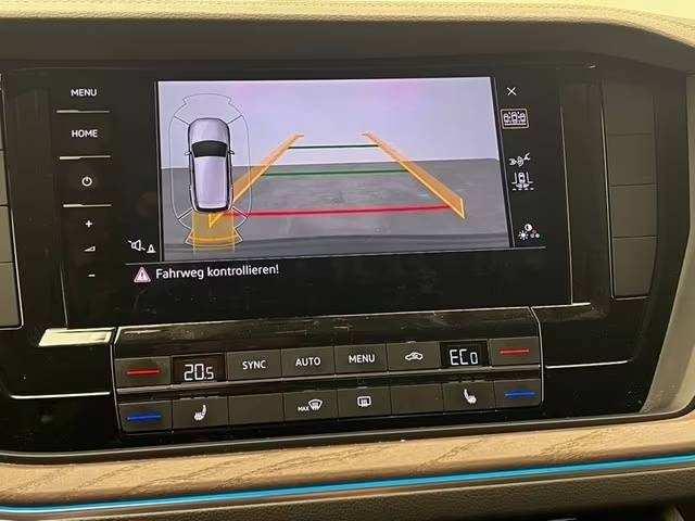 VOLKSWAGEN TOUAREG 3.0 V6 TDI 4MOTION ATMOSPHERE – SUSPENSION PNEUMATIQUE – SIÈGES ERGOCOMFORT – CUIR VIENNA – ATTELAGE REMORQU 2021