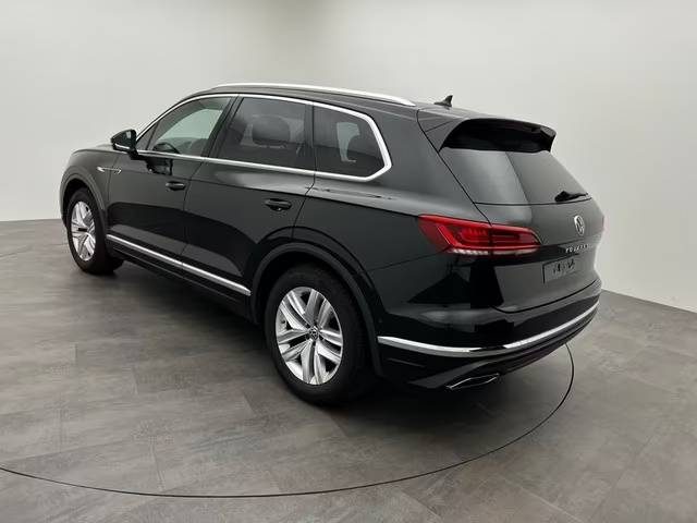 VOLKSWAGEN TOUAREG 3.0 V6 TDI 4MOTION ATMOSPHERE – SUSPENSION PNEUMATIQUE – SIÈGES ERGOCOMFORT – CUIR VIENNA – ATTELAGE REMORQU 2021