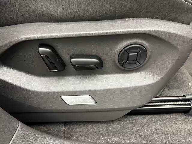 VOLKSWAGEN TOUAREG 3.0 V6 TDI 4MOTION ATMOSPHERE – SUSPENSION PNEUMATIQUE – SIÈGES ERGOCOMFORT – CUIR VIENNA – ATTELAGE REMORQU 2021