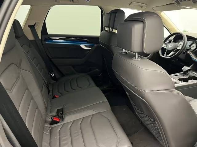VOLKSWAGEN TOUAREG 3.0 V6 TDI 4MOTION ATMOSPHERE – SUSPENSION PNEUMATIQUE – SIÈGES ERGOCOMFORT – CUIR VIENNA – ATTELAGE REMORQU 2021