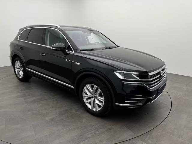 VOLKSWAGEN TOUAREG 3.0 V6 TDI 4MOTION ATMOSPHERE – SUSPENSION PNEUMATIQUE – SIÈGES ERGOCOMFORT – CUIR VIENNA – ATTELAGE REMORQU 2021