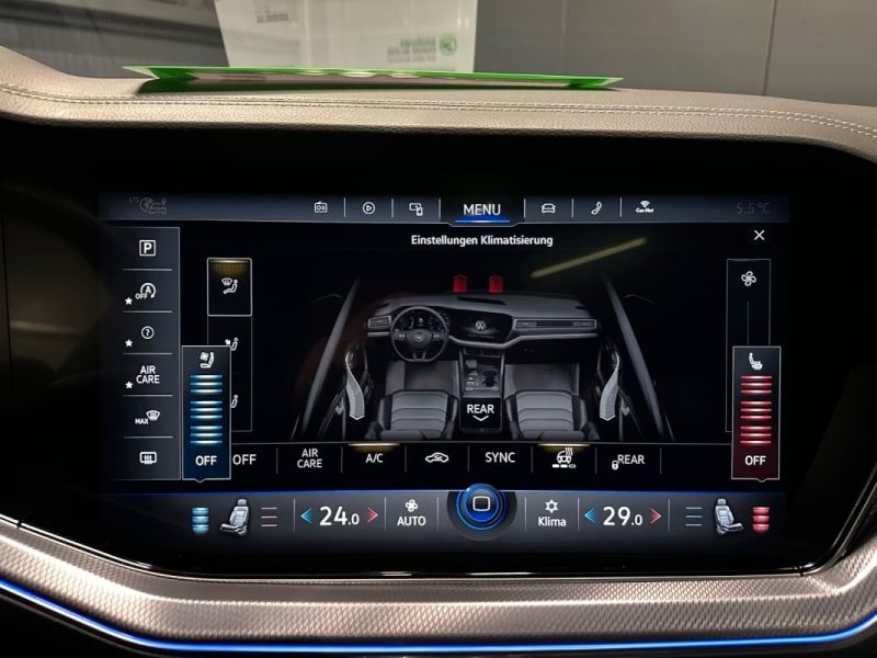 VOLKSWAGEN TOUAREG 3.0 V6 TDI 4MOTION R-LINE BLACK STYLE – PANO – SUSPENSION PNEUMATIQUE – COCKPIT INNOVISION – AFFICHAGE TÊTE HAUTE – SIÈGES MASSANTS & VENTILÉS 2021