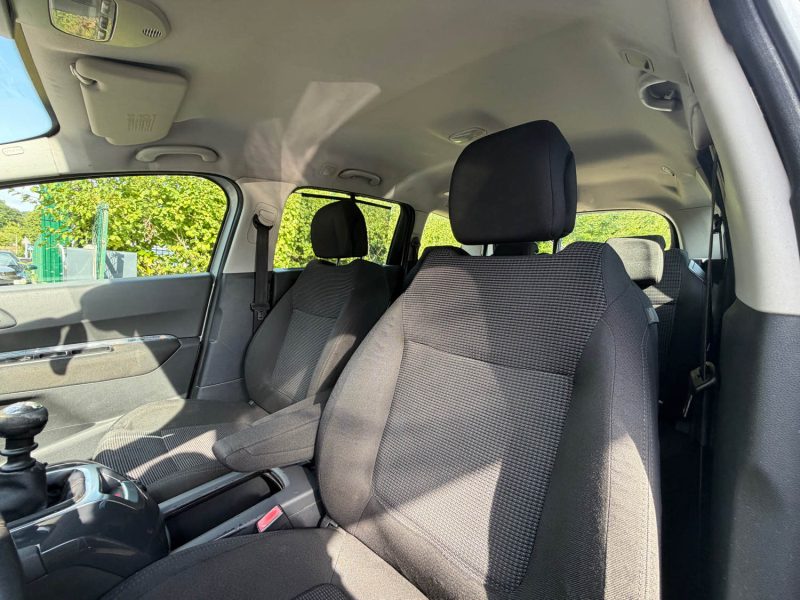 Peugeot 5008 1.6 hdi 110 Premium Pack