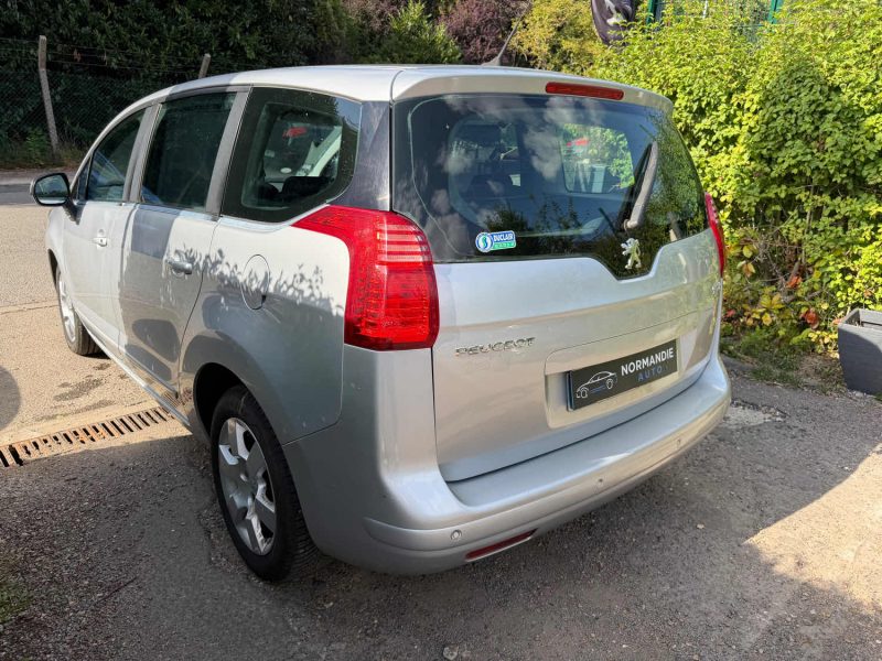 Peugeot 5008 1.6 hdi 110 Premium Pack