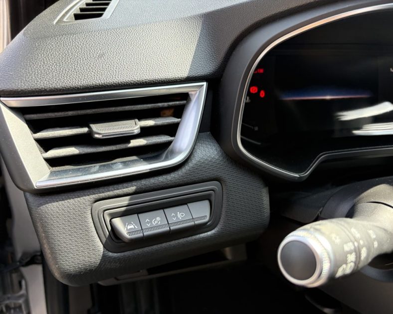 Renault Clio V 1.3 TCe 130ch Intens EDC 2020 — Entretien Complet - GARANTIE 6 MOIS