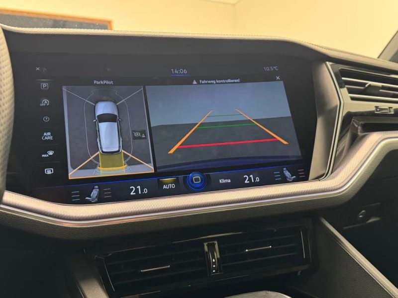 VOLKSWAGEN TOUAREG 3.0 V6 TDI 4MOTION R-LINE BLACK STYLE – PANO – SUSPENSION PNEUMATIQUE – COCKPIT INNOVISION – SIÈGES MASSANTS & VENTILÉS – ATTELAGE 2022