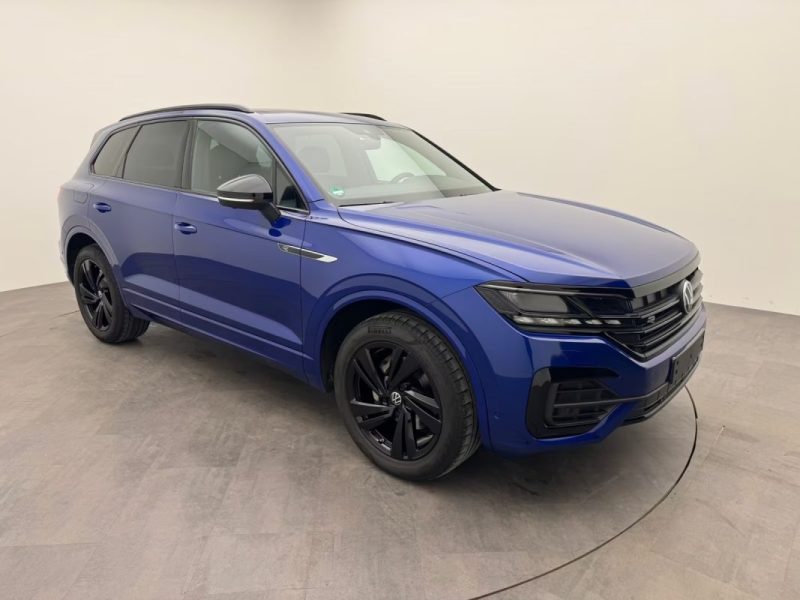 VOLKSWAGEN TOUAREG 3.0 V6 TDI 4MOTION R-LINE BLACK STYLE – PANO – SUSPENSION PNEUMATIQUE – COCKPIT INNOVISION – SIÈGES MASSANTS & VENTILÉS – ATTELAGE 2022