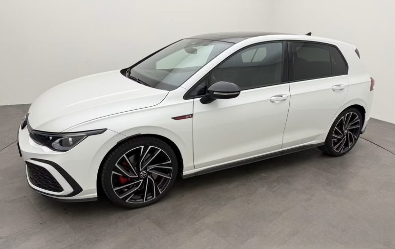 VOLKSWAGEN GOLF 8 GTI 2.0 TSI DSG BLACK STYLE – PANO – JANTES 19\" ADELAIDE – SYSTÈME SON HARMAN KARDON – COCKPIT DIGITAL PRO – PACK BUSINESS PREMIUM 2022
