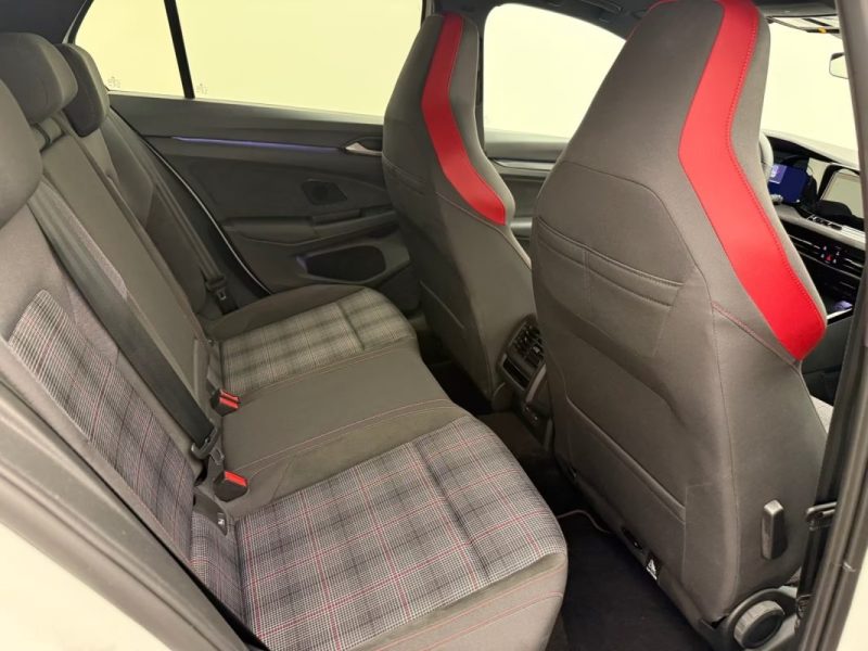 VOLKSWAGEN GOLF 8 GTI 2.0 TSI DSG BLACK STYLE – PANO – JANTES 19\" ADELAIDE – SYSTÈME SON HARMAN KARDON – COCKPIT DIGITAL PRO – PACK BUSINESS PREMIUM 2022