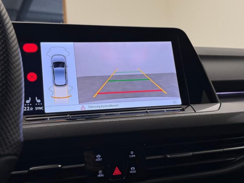 VOLKSWAGEN GOLF 8 GTI 2.0 TSI DSG BLACK STYLE – PANO – JANTES 19\" ADELAIDE – SYSTÈME SON HARMAN KARDON – COCKPIT DIGITAL PRO – PACK BUSINESS PREMIUM 2022