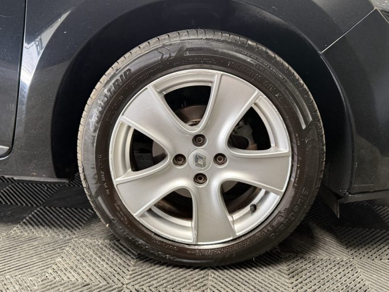 RENAULT CLIO IV 1.2 16V 75ch AUTHENTIQUE 