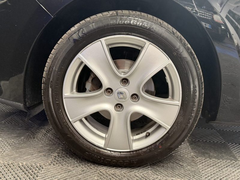 RENAULT CLIO IV 1.2 16V 75ch AUTHENTIQUE 