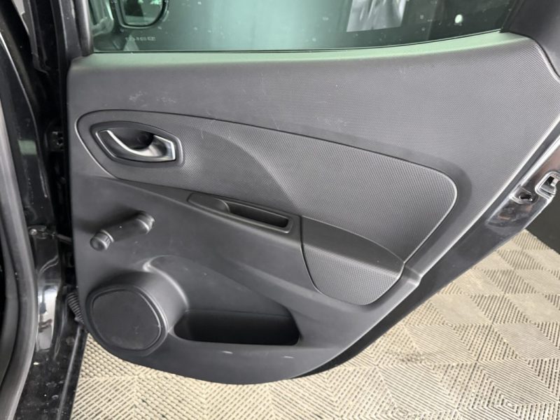 RENAULT CLIO IV 1.2 16V 75ch AUTHENTIQUE 